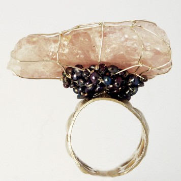 Salomé Osorio | Rings Pink Quartz Ring