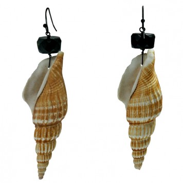 Salomé Osorio | Earrings Shell VI Earrings