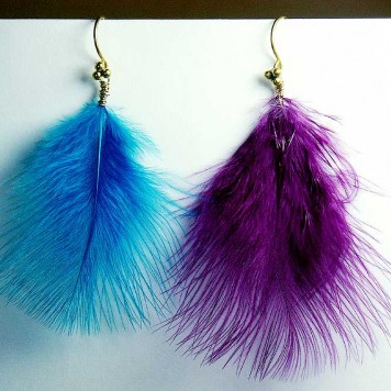 Salomé Osorio | Earrings Blue & Purple Feathers Earrings