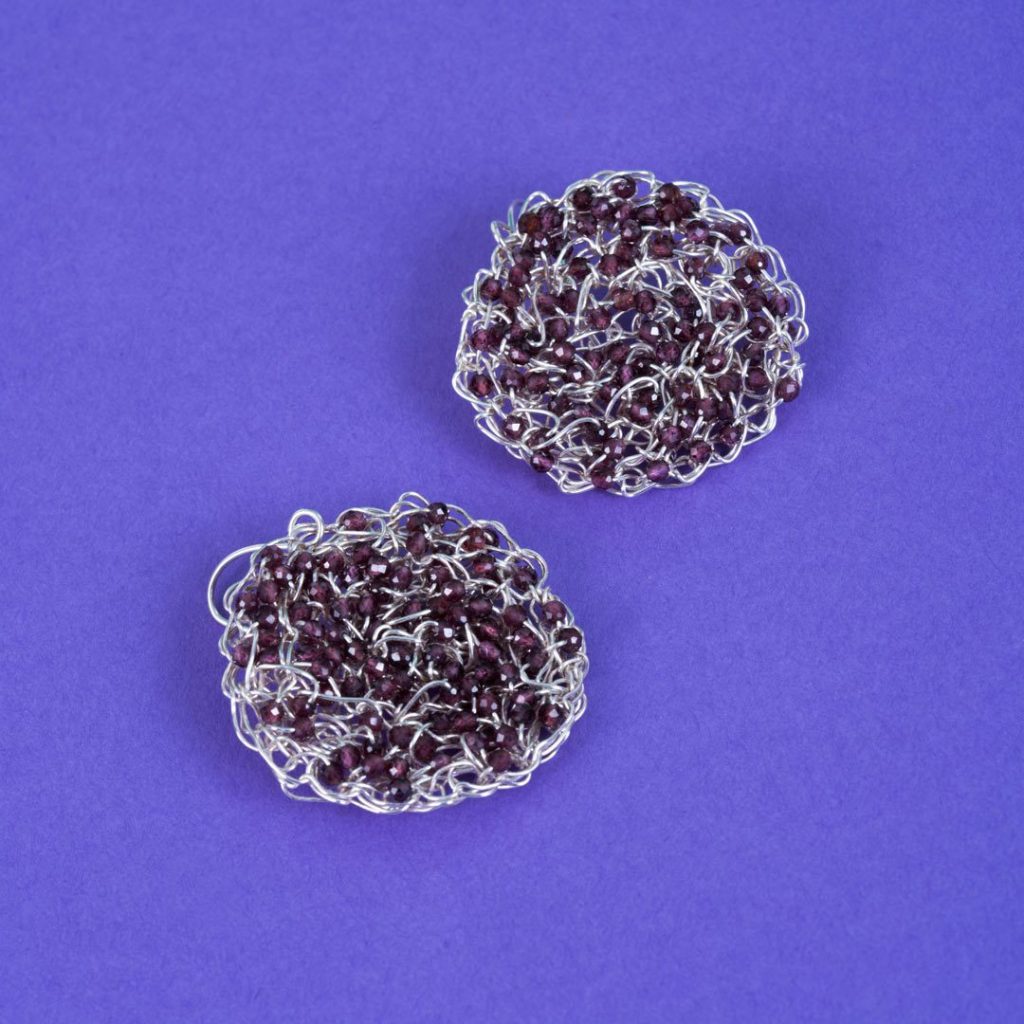 Boucles d'oreilles Grenade — Crochet en argent et spinelle grenat