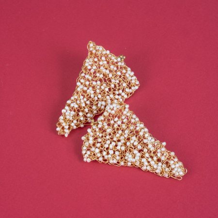 Boucles d’oreille Triangle en Perles – Image 1