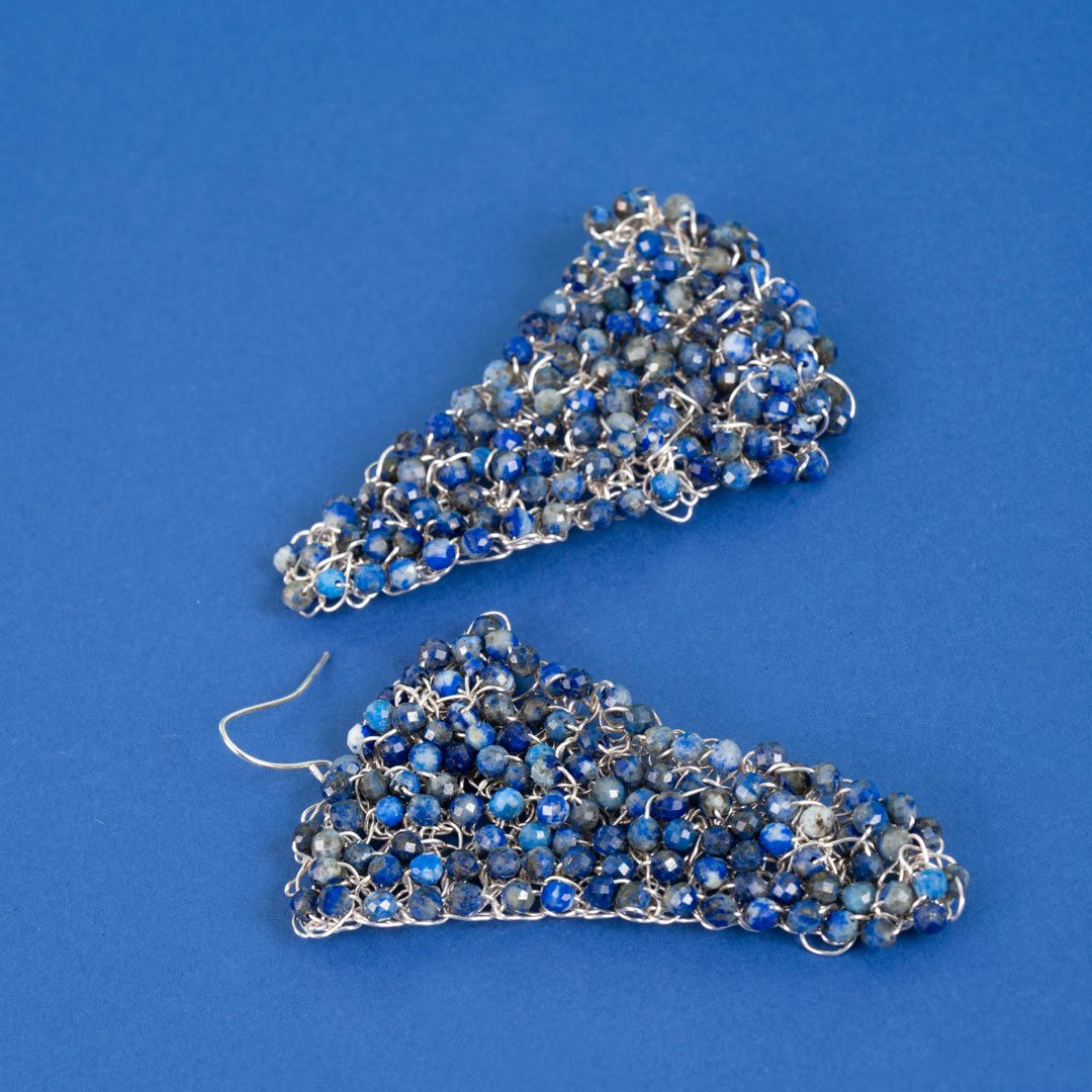 Boucles d’oreilles Triangle Lapis – Image 1