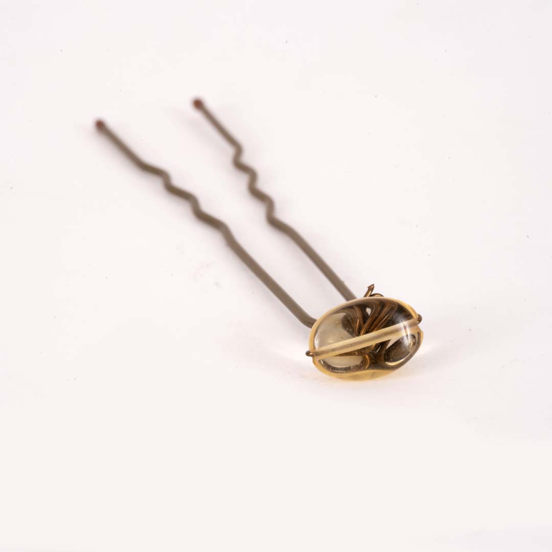 Épingle Luciole – Pierre & Métal Patiné – Image 2