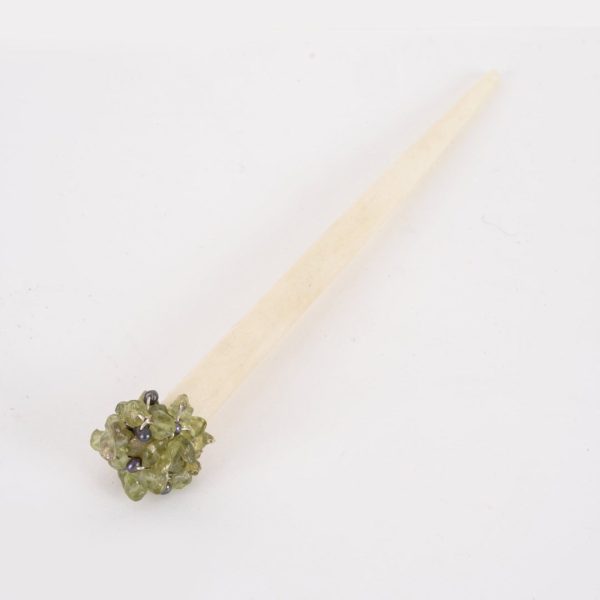 Pique à Cheveux en Péridot