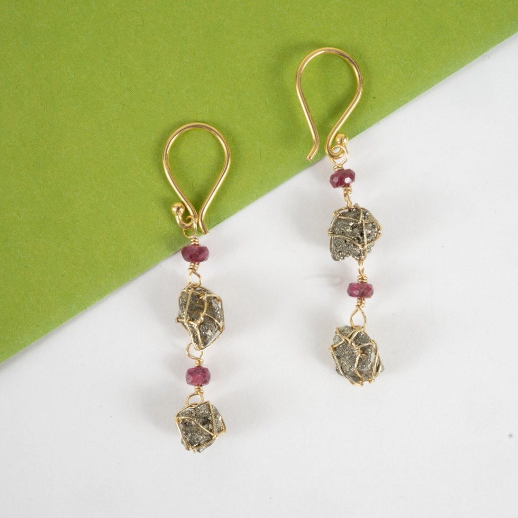 Boucles d'Oreilles Rubis et Pyrite