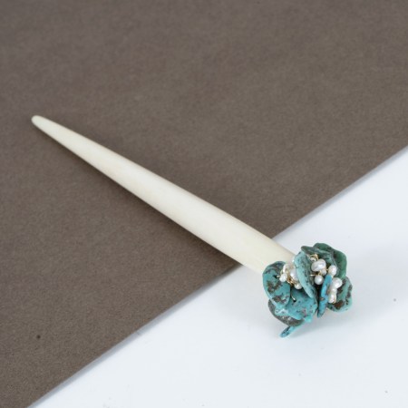 Pique à Cheveux Cybèle – Os Sculpté, Turquoise & Perles – Image 2