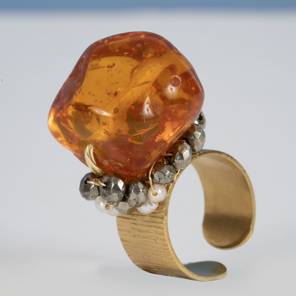 Bague en Ambre et Pyrite
