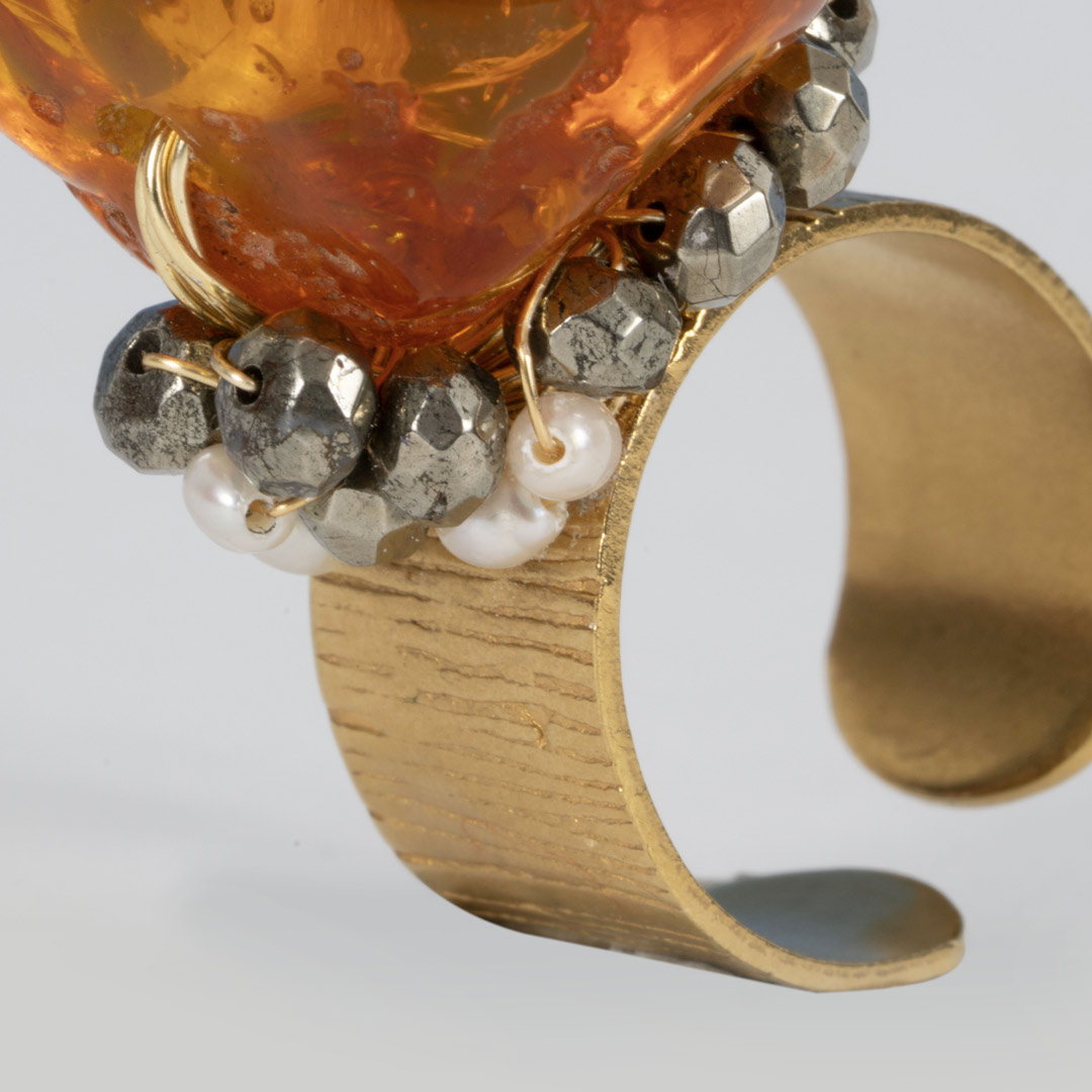 Bague Baltique – Ambre & Pyrite sur Métal Patiné – Image 3