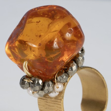 Bague Baltique – Ambre & Pyrite sur Métal Patiné – Image 2