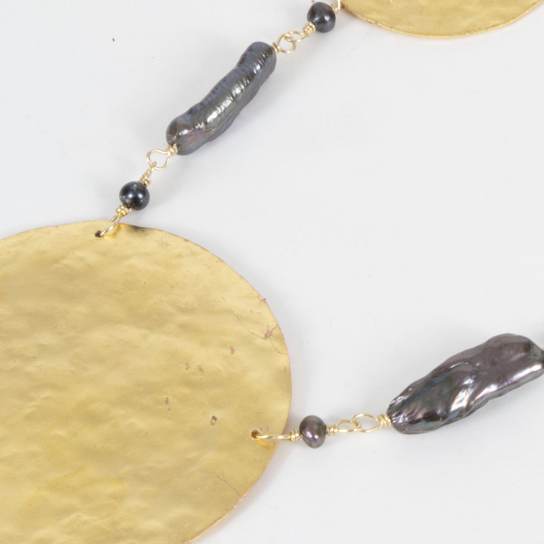 Collier 5 Disques Dorés et Perles Keshi – Image 2