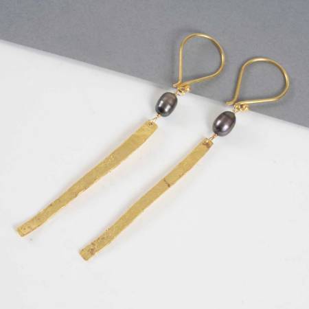 Boucles d'oreilles Néfertiti – Cuivre Doré à la Feuille d'Or 24 Carats & Perle – Image 6