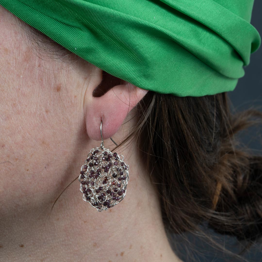 Boucles d'oreilles Grenade — Crochet en argent et spinelle grenat