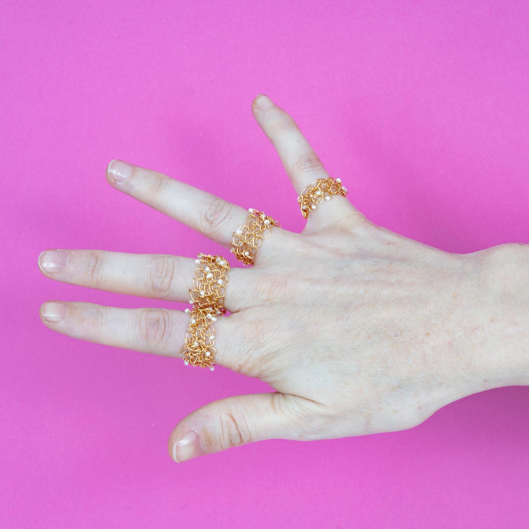 Bague Aube – Crochet Plaqué Or & Perles Blanches