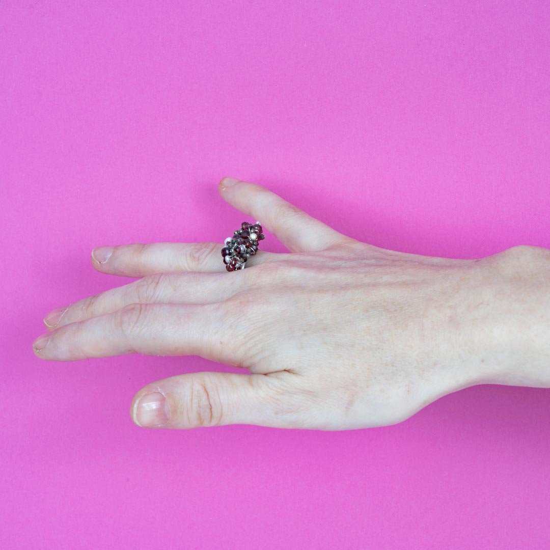 Bague Volcane – Grenat, Pyrite & Perles sur Argent Massif