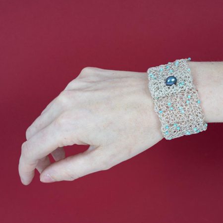 Manchette Lagon – Crochet Argent Inoxydable & Turquoises – Image 4