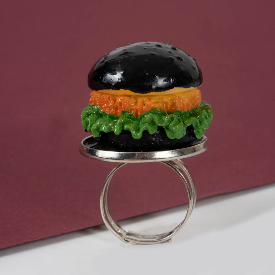 Bagues Bon Appétit – Miniatures en Résine Epoxy sur Métal Patiné